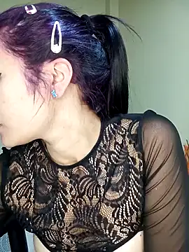 laurahotdirty's cam snapshot