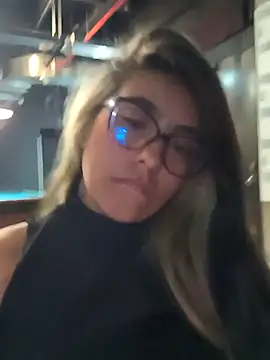 Antonella_Gomez01's cam snapshot