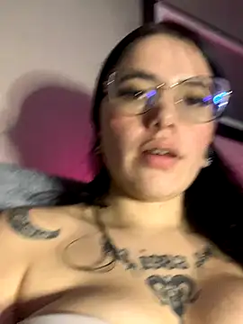 Naomii2's cam snapshot