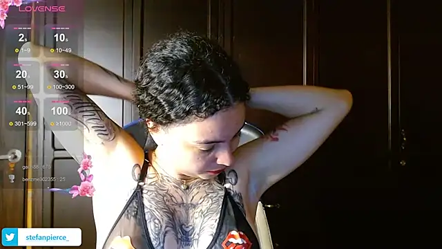 jaydensalvatore_'s cam snapshot