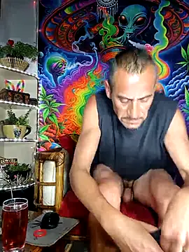 Bbboy42 live sex cam