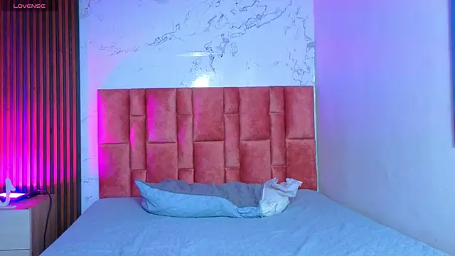 danna_peters's cam snapshot