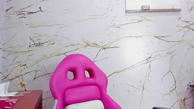 Carohorny4u live sex cam