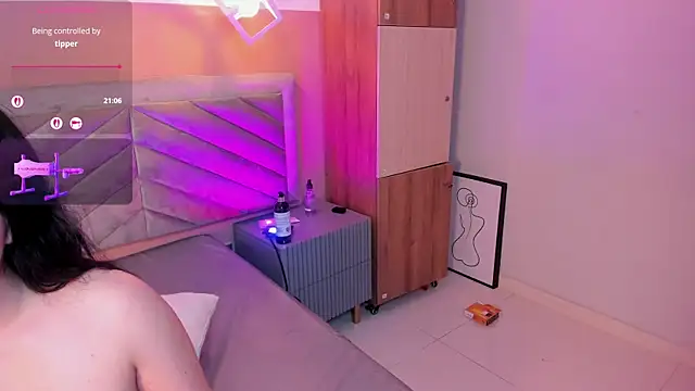 Mia_Valentine_'s cam snapshot