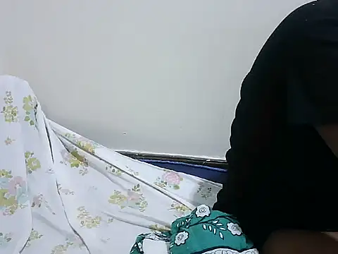 prettybeee's cam snapshot