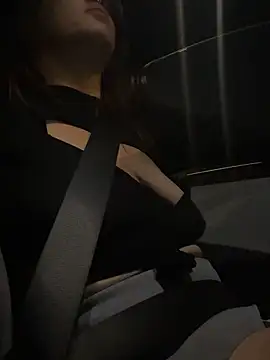 SafeinouterSpace's cam snapshot