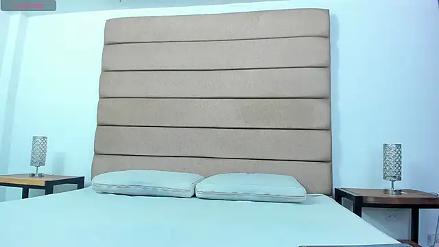 susan_elliot's cam snapshot