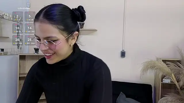 Eliie_Ruizz's cam snapshot