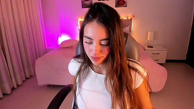 _Charlotte_evans_1's cam snapshot