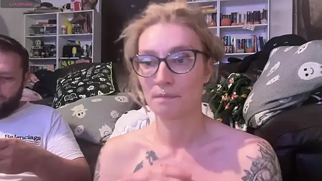 harleyblair's cam snapshot