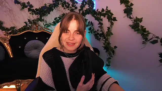 ShinyfromUa's cam snapshot