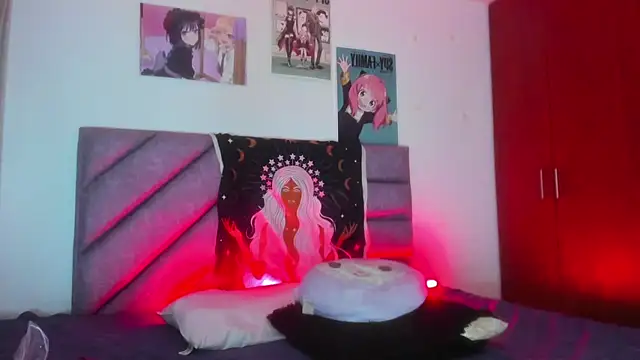 KARINNA__RAVEN's cam snapshot