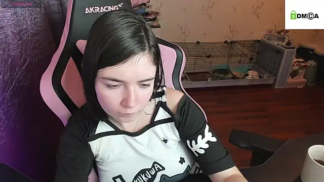 Crazy_forest_fairy's cam snapshot