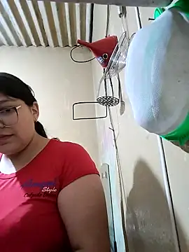 AddisonAndCouple's cam snapshot