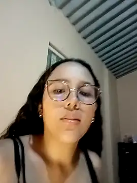 Sweett_Ladie's web cam