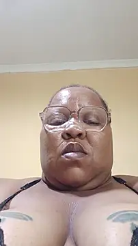 XCHOCOLOVEBBW69's cam snapshot