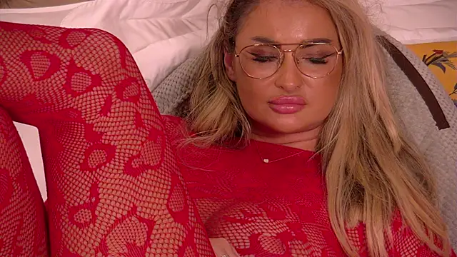 Denisse_Perry's cam snapshot