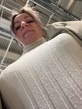 EvvaMur's cam snapshot