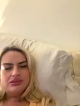 Seductive-SkyeXXX's cam snapshot