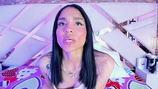 sophie_pariss's cam snapshot