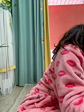 chick-888's cam snapshot