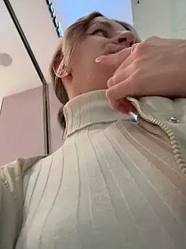 EvvaMur's cam snapshot