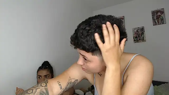 kathy_luisa's cam snapshot