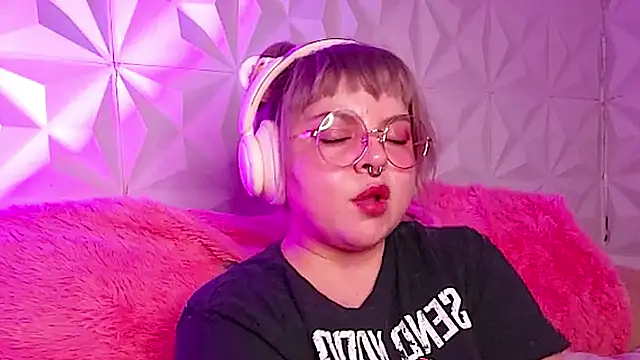 Satyn_doll's cam snapshot