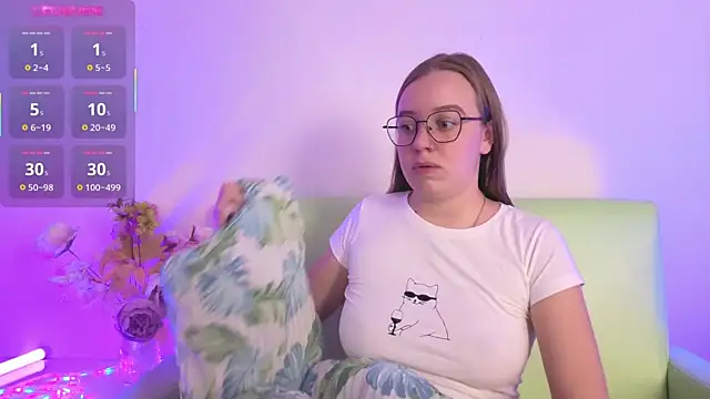 Sofia_Bushe's cam snapshot