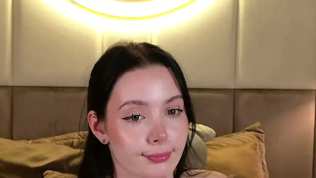 Goldy_Stark's cam snapshot