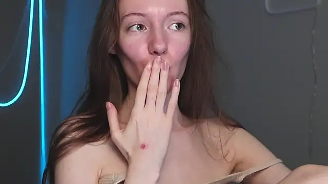 Why_me_stella's cam snapshot