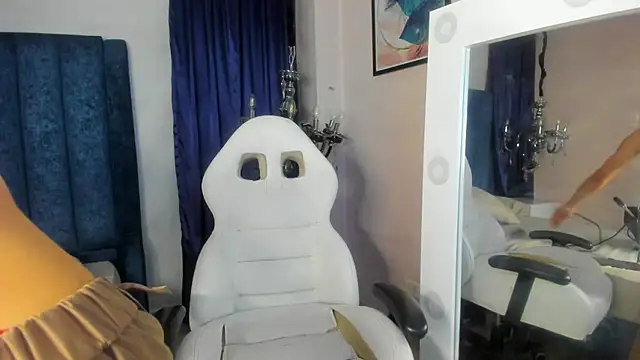 BryCams3's cam snapshot