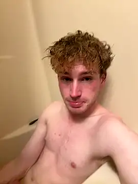 CreamyAustin live sex cam