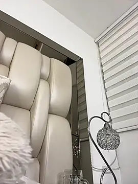 ALISSON_FOXXX1's cam snapshot