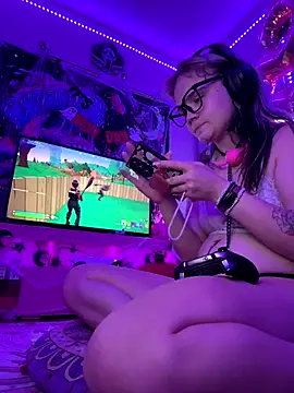 Cutiepiespanks live sex cam