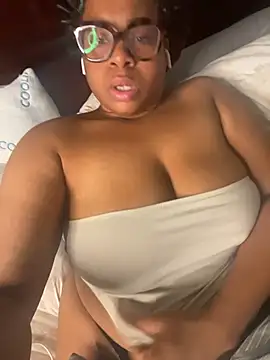 caramel__cremes's cam snapshot