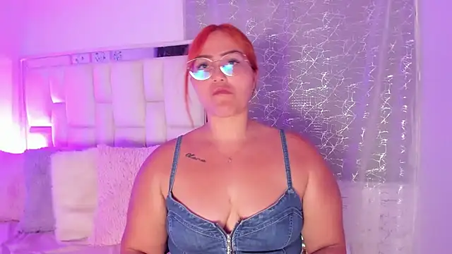 LeahxBarker's cam snapshot