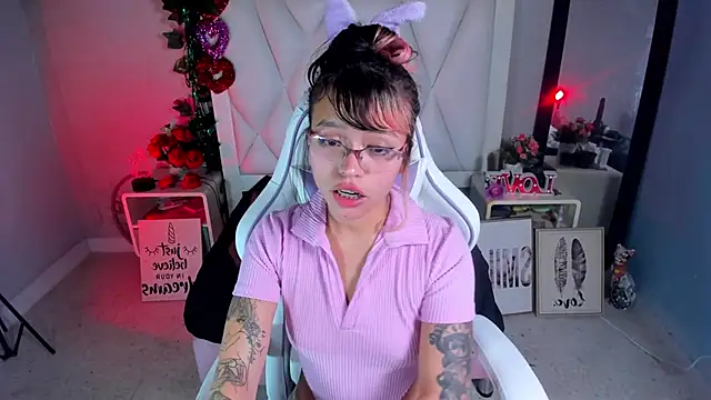 katalina_garcia's cam snapshot