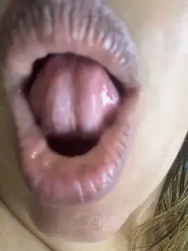 violetpolo's cam snapshot