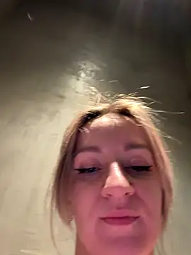 EvvaMur's cam snapshot