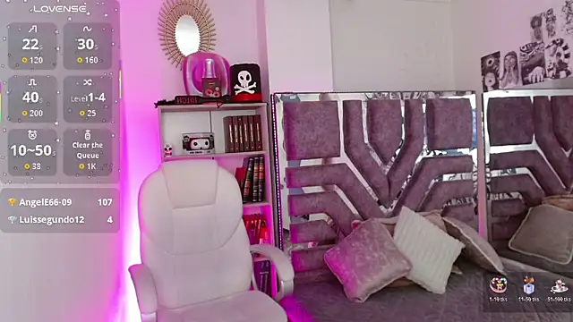 AliceWalker_11's cam snapshot