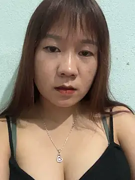 qinejr37's cam snapshot