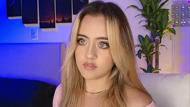 MaryMoon_'s cam snapshot