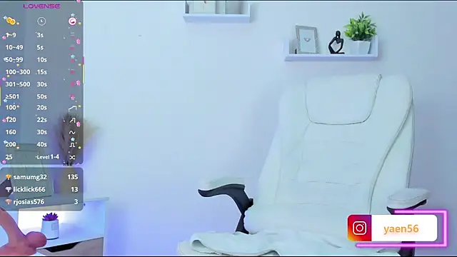 Liah__19's cam snapshot