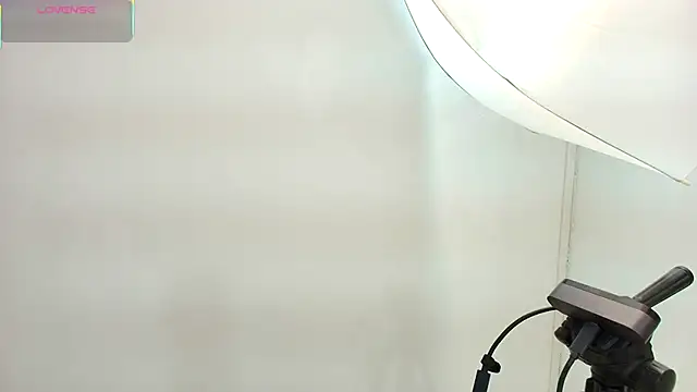 MayaBaker's cam snapshot