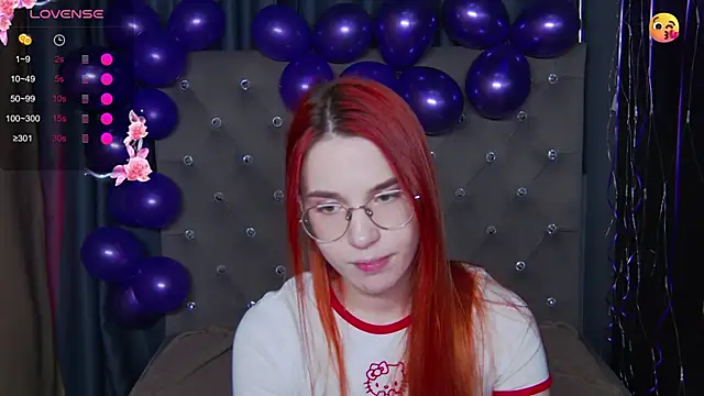 EmilyKents's cam snapshot