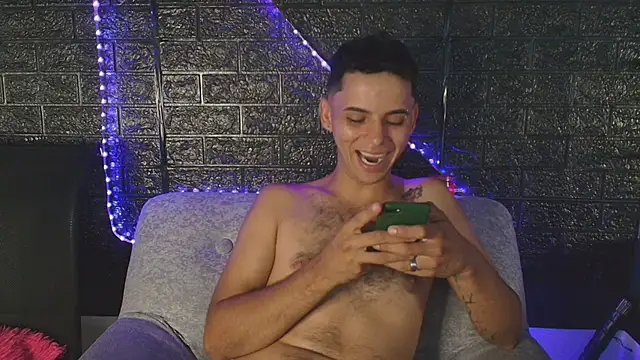 HellAndDante_ live sex cam