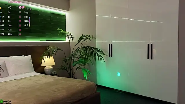 Rina_Red live sex cam