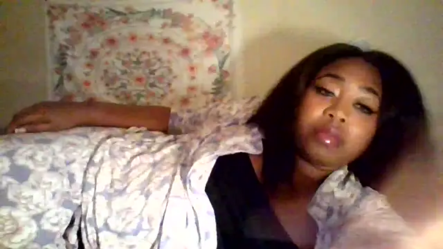 angeliquebelcali's cam snapshot