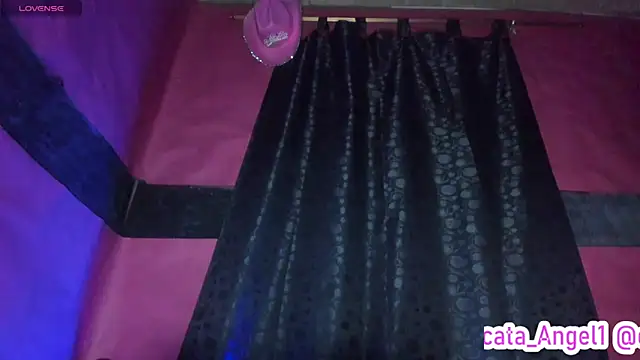 Cata-angel's cam snapshot